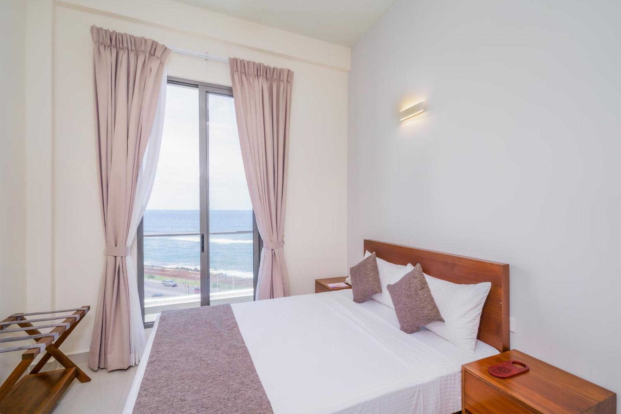 Marine Suites Colombo Exterior foto